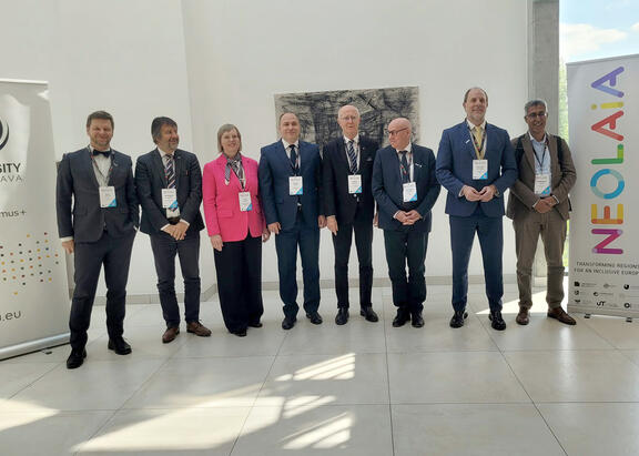Rectores de las universidades NEOLAiA que participan en el encuentro.
