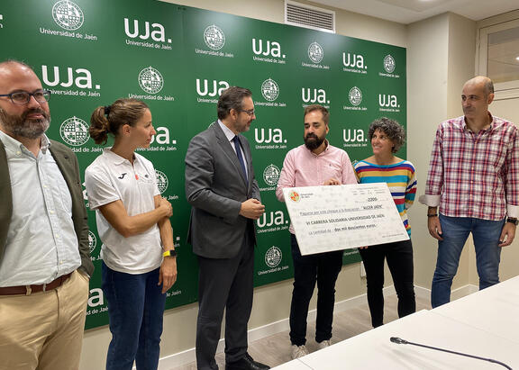 Felipe Serrano, Natalia Romero, Juan Gómez, Lorenzo Rueda, Gema Torres y Álvaro Trujillo.