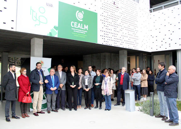 Intervención del Rector de la UJA, antes de la visita a las instalaciones.