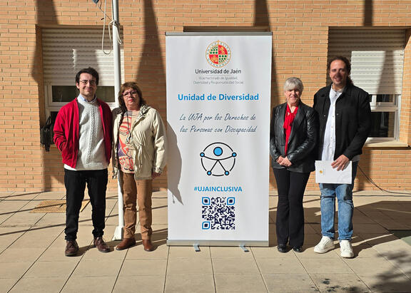 De izquierda a derecha, Fernando Morales, Pilar Fernández, Mercedes López y Javier Cortes.