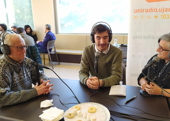 Uno de los programas especiales emitidos por UniRadio Jaén con motivo del Día Mundial de la Radio.
