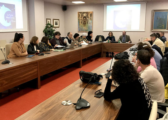 Reunión técnica celebrada en la antigua Escuela de Magisterio de Jaén.
