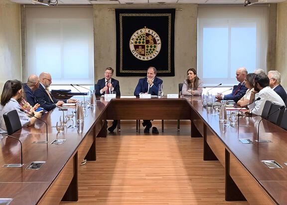 Acto de bienvenida del Rector de la UJA a los decanos y decanas de Derecho de Andalucía.