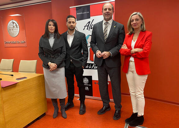 Mª Rosa Vallecillo, Daniel Burgos, Nicolás Ruiz y Mª Teresa Pérez.