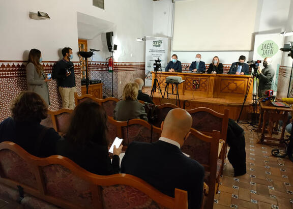 Acto inaugural del congreso, celebrado en el Salón Mudéjar del Palacio de Cultura.