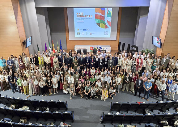 Autoridades y participantes en las jornadas.