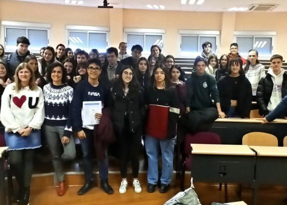 Organizadores y participantes en la XI Olimpiada de Geología de Jaén.