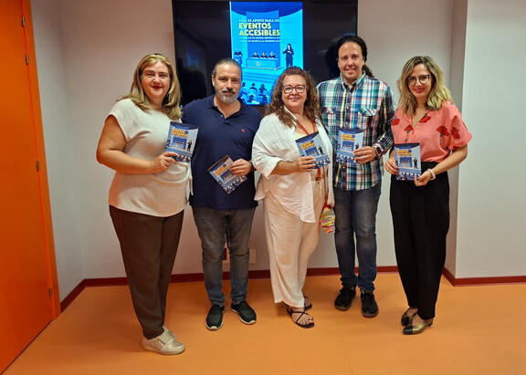 Consuelo Díez, José Ramón Izquierdo, María Maroto, Javier Cortés y Nieves Moyano. 