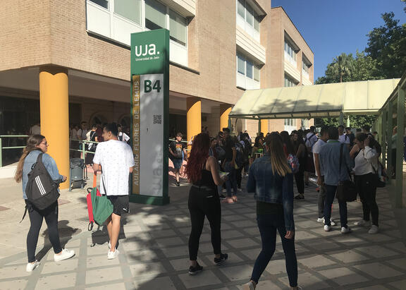 Alumnado que se presentó a las Pruebas de Acceso a la Universidad el pasado mes de junio, en el Campus Las Lagunillas.