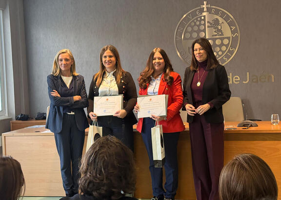 De izquierda a derecha, Mª Teresa Pérez, Lucía González, Mª Magdalena Castellano y Mª Rosa Vallecillo.