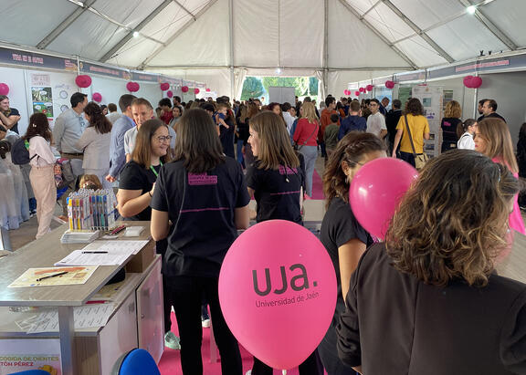 Feria de la Ciencia celebrada en la edición del pasado año de La Noche Europea de los Investigadores en Jaén.