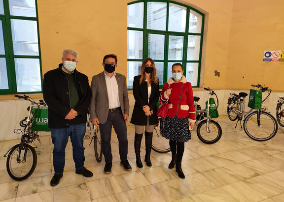 Manuel Pérez, Juan M. Rosas, Estefanía Plaza y Ana García.