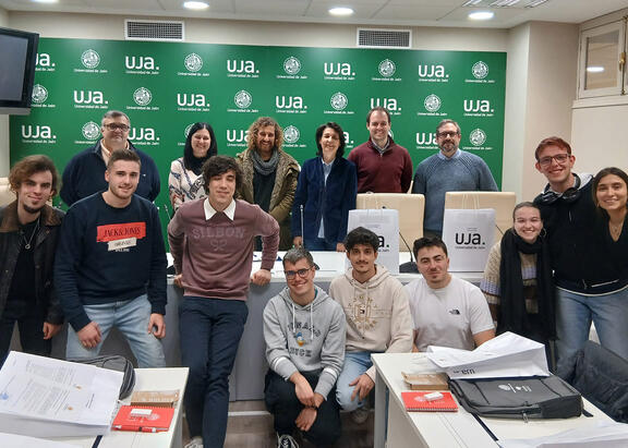 Acto de reconocimiento al alumnado de Informática de la UJA participante en la Hora del Código.