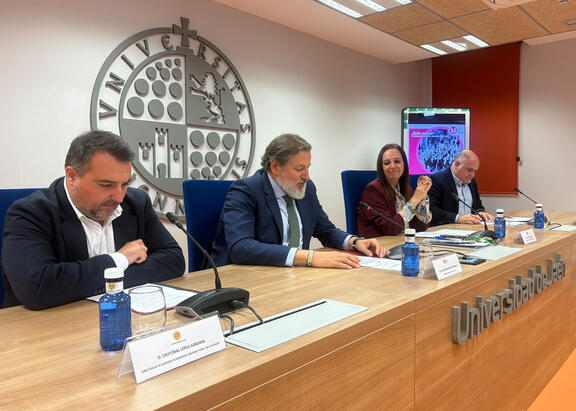 Cristóbal López Gándara, Luis Jesús García-Lomas Pousibet, Marta Torres y y José Manuel Hernández Armenteros.