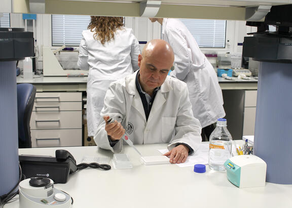 El catedrático de Inmunología de la UJA, José Juan Gaforio.