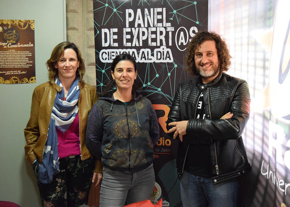 Concepción Paredes, María José Fernández y Julio A. Olivares.