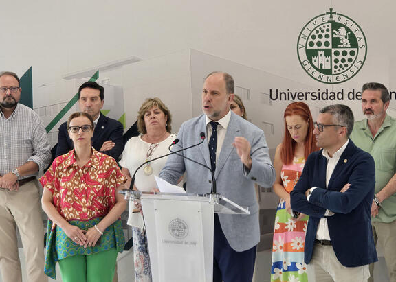 Intervención del Rector Nicolás Ruiz, sobre el Grado en Ingeniería Biomédica.