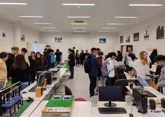 Talleres impartidos en el Campus de Linares.