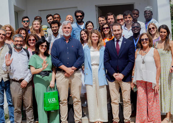 Participantes y miembros de la delegación de la UJA.