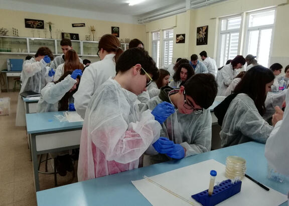 Alumnado participante en el proyecto ganador del IX Premio Universidad de Jaén a la Divulgación Científica.