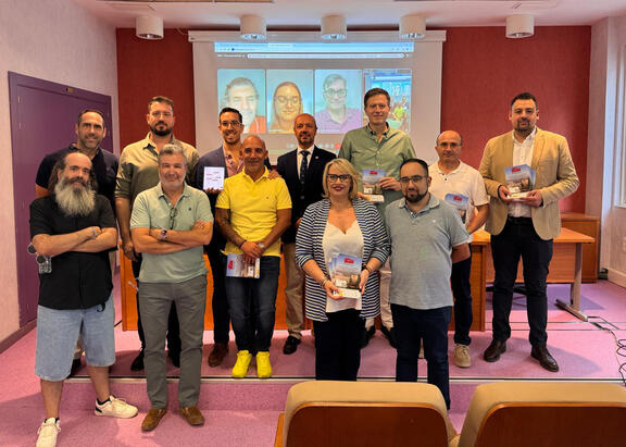Investigadores y responsables institucionales y de municipios, en la presentación celebrada el pasado día 18.