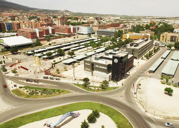 Imagen aérea del Campus Las Lagunillas, donde se han habilitado 5 sedes.