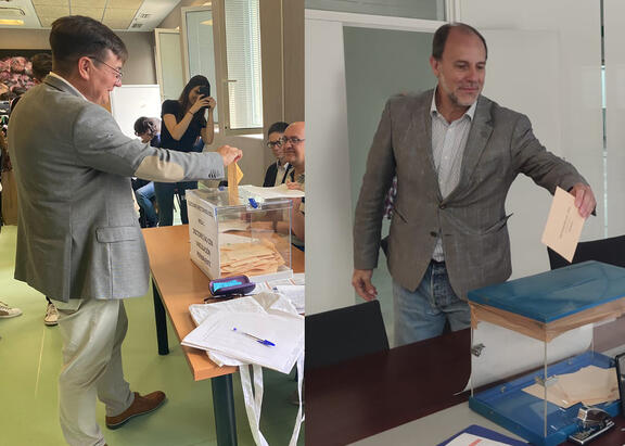 Nicolás Ruiz y Juan Manuel Rosas, en el momento de ejercer su voto.