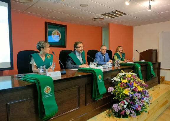 Encarnación Ruiz, Juan Gómez, Francisco J. Esteban e Inmaculada Barroso.