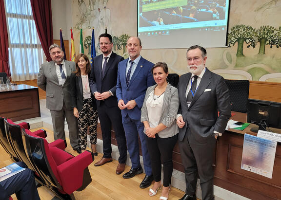 De izquierda a derecha, Ángel Martínez, Trinidad Ruano, Francisco J. Lozano, Nicolás Ruiz, Soledad Aranda y Juan Ignacio Peinado.