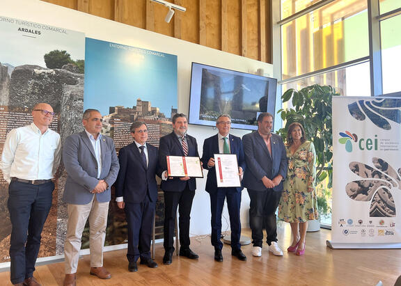 Entrega de la certificación para El Caminito del Rey.