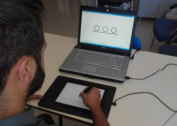 Prueba de escritura sobre tableta digital realizada para el estudio.