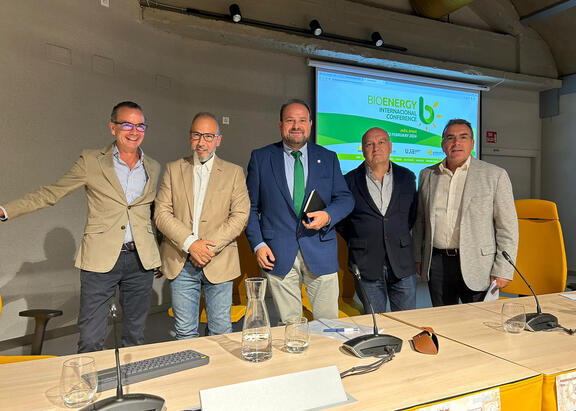 Intervinientes en el encuentro celebrado en la Antigua Escuela de Magisterio de Jaén.