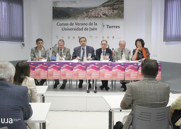 Acto inaugural de los XIII Cursos de Verano de la UJA en Torres.
