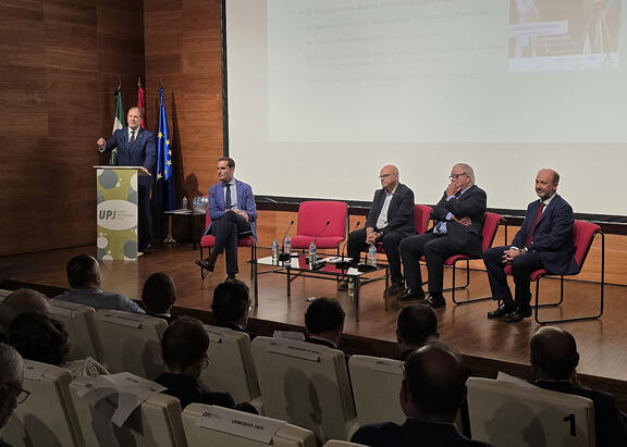Intervención del Rector, en el acto inaugural del I Foro de Colegios Profesionales de la Provincia de Jaén.