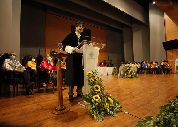Intervención del Rector de la Universidad de Jaén.