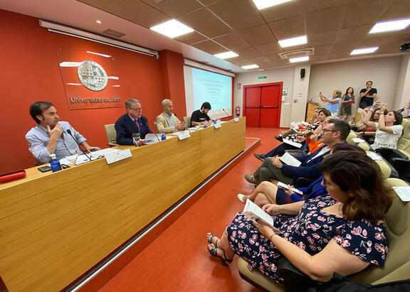 Acto inaugural de la jornada sobre financiación participativa.