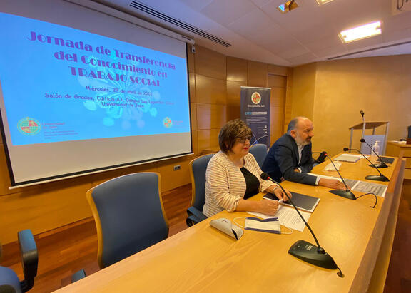 Pedro Pérez y Juana Pérez, en la inauguración de la jornada.