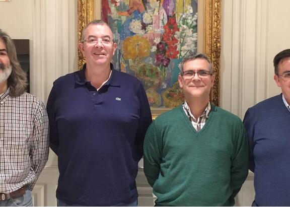 Profesorado de la UJA y representantes de GNEAUPP.