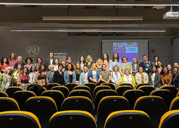 Organizadores, ponentes y participantes en el I Congreso Internacional 'Mujeres y Diversidades'.