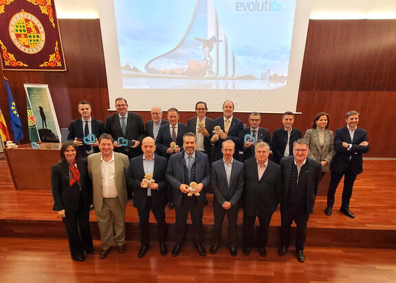 Representantes de instituciones reconocidas por Evolutio.