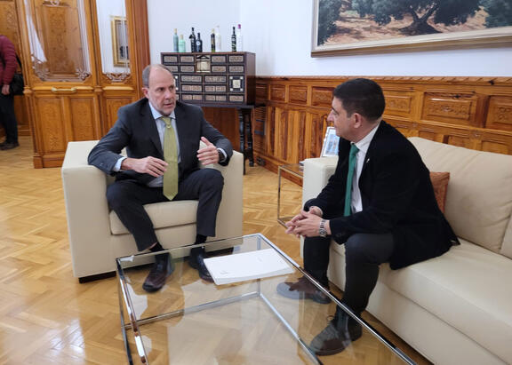 Reunión mantenida entre el Rector de la UJA y el presidente de la Diputación.