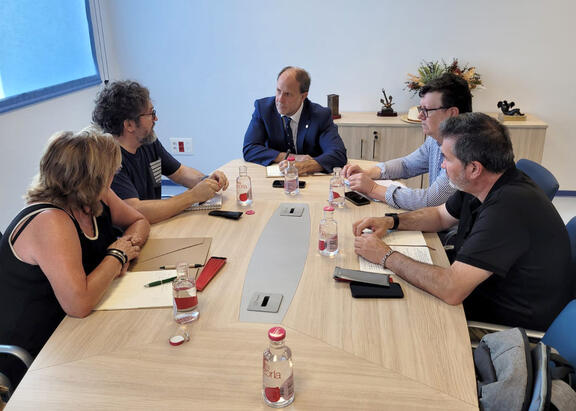 Reunión mantenida con responsables de Proyecto Hombre Jaén.