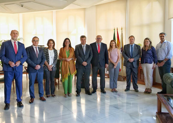 Reunión celebrada entre los rectores del ceiA3 y los representantes de la Junta de Andalucía.