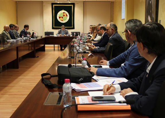 Reunión inicial del proceso de evaluación externa celebrada en septiembre.