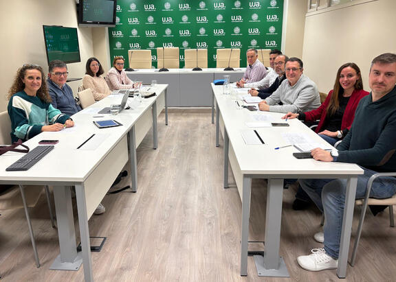 Asistentes a la reunión celebrada en la Universidad de Jaén.