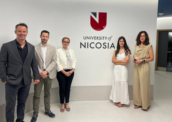 De izquierda a derecha Alexander Achalandabaso, Alfonso Ibáñez, Hikmate Abriouel, Ana Perandres Gómez y Ana Mª Martínez.