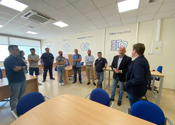 Visita a las dependencias cedidas a Fidesol.