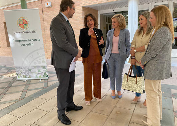 Juan Gómez, Catalina García, Mª Luisa del Moral, Elena González y Eva Mª Murgado.