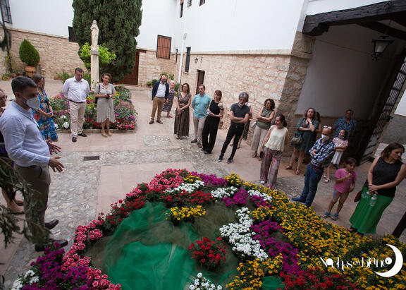 Visita a la instalación artística ubicada en el Convento de Santa Clara.