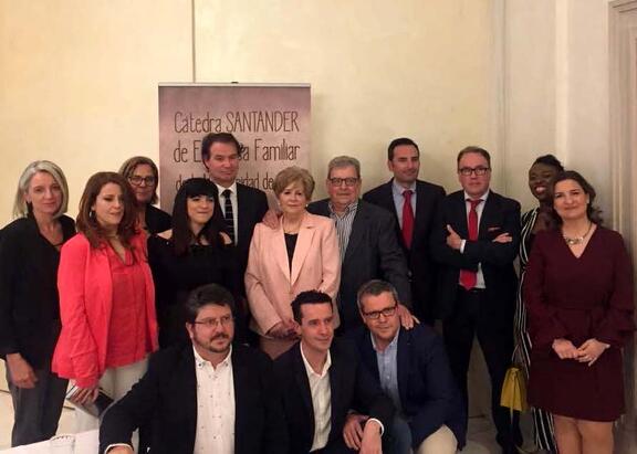 Foto de familia en el acto de reconocimiento.